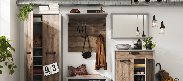Garderobe Flur Holz grau Türen mit Griffen  Sitzgarderobe  Möbel AS