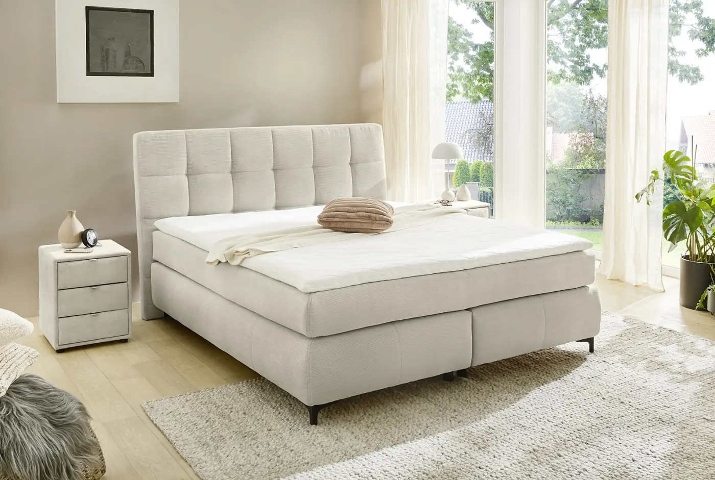 Boxspringbett Beatrice 180x200 cm in beige